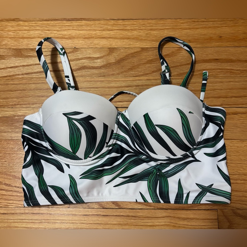 Tropical Leaf Print Bikini Top